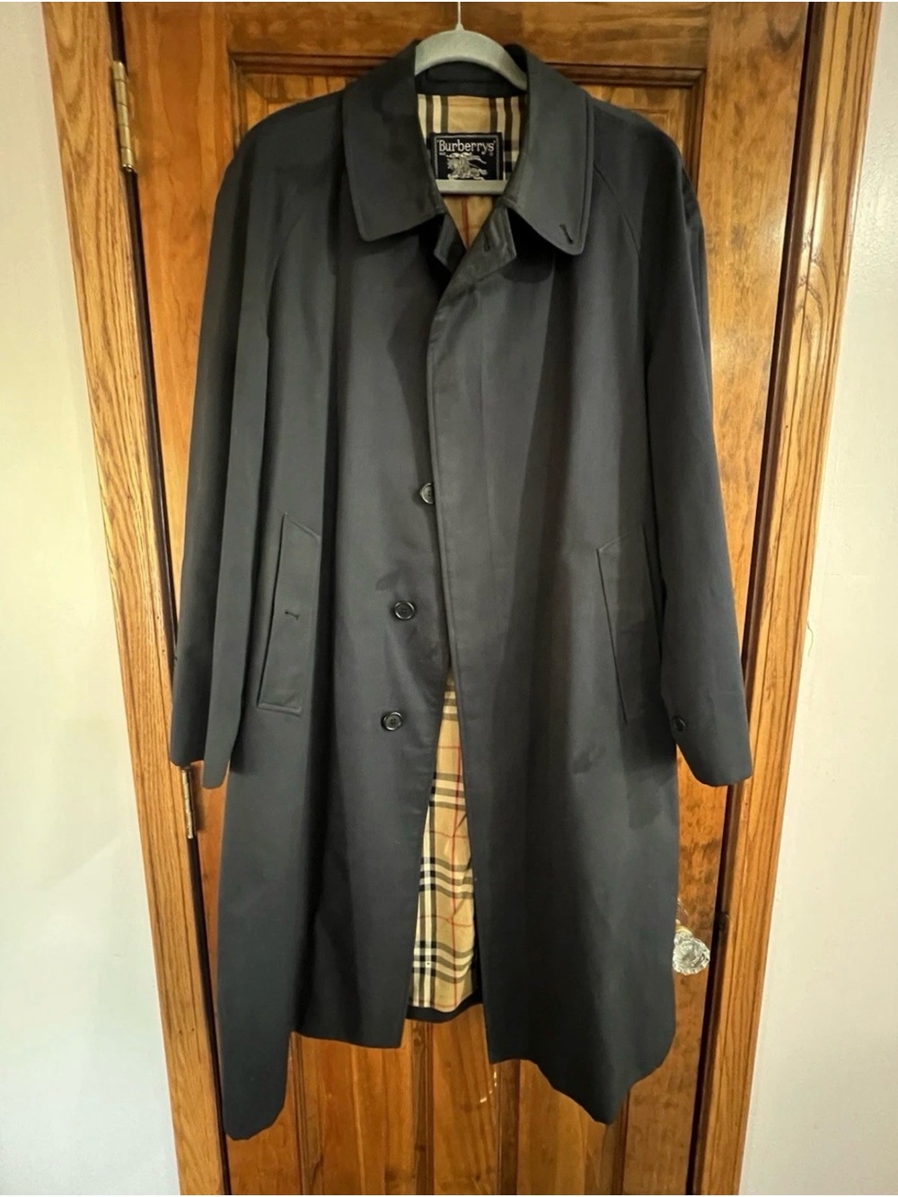 Vintage Burberry Men’s Trench Coat - Picture 2 of 11